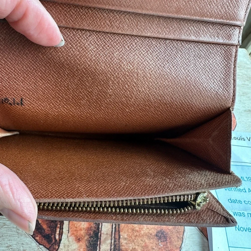 LLouis Vuitton Monogram Porte Monnaie Tresor Wallet